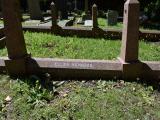 image of grave number 689880